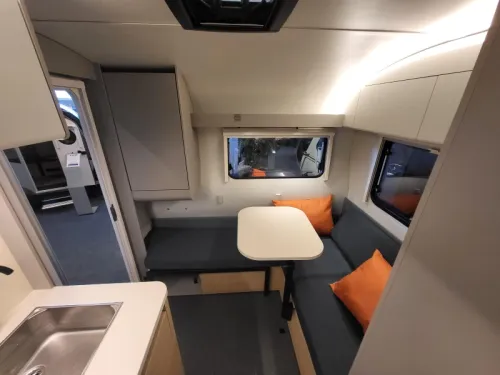 Adria Action 391 PD con mover gratis foto: 9