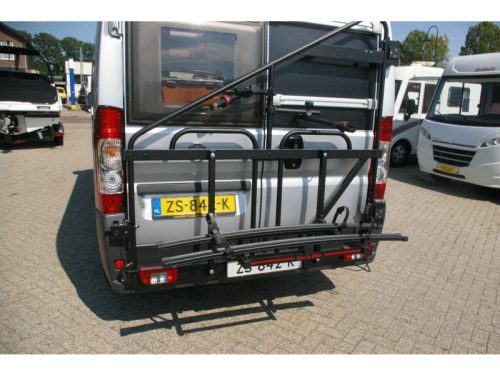 Rapido V56 French bed, 2x Swivel seats photo: 6