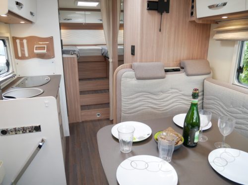 B&uuml;rstner Delfin 690G, Single beds, XXL Garage, XXL Refrigerator!! photo: 10