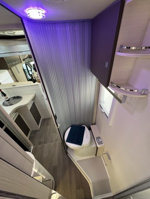 Chausson Welcome 728 EB QUEENSBED + HEFBED ZONNEPANEEL  foto: 9