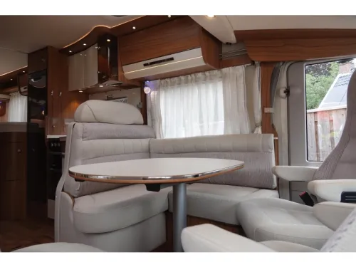 Hymer B Class 588 PL Automatic photo: 14