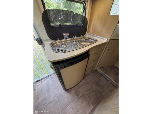 B&uuml;rstner Travel Van T 620 Fiat 2.3 130ch Euro 5 | Lits jumeaux | Douche/WC | Garage | 72 000 km | EXCELLENT &Eacute;TAT photo : 7