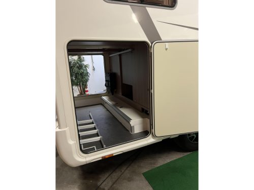 Eura Mobil Profila RS 695 EB photo: 16