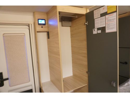 Caravelair Exclusive Line 475 Combi 6E Heizung  Foto: 11