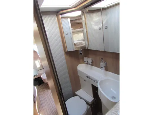 Malibu I 440 LE L&auml;ngsbetten, Hubbett Foto: 8
