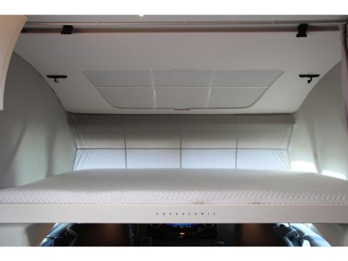 Adria Supersonic 890 LL Einzelbetten + Hubdach  Foto: 42