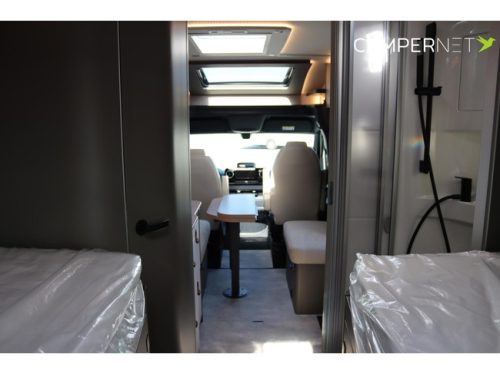 Hymer GT-S 685 170hp Automatic | Face to Face | Lithium | Awning | Inverter | Diesel heating | LED headlights | Wifi router | Seat photo: 18
