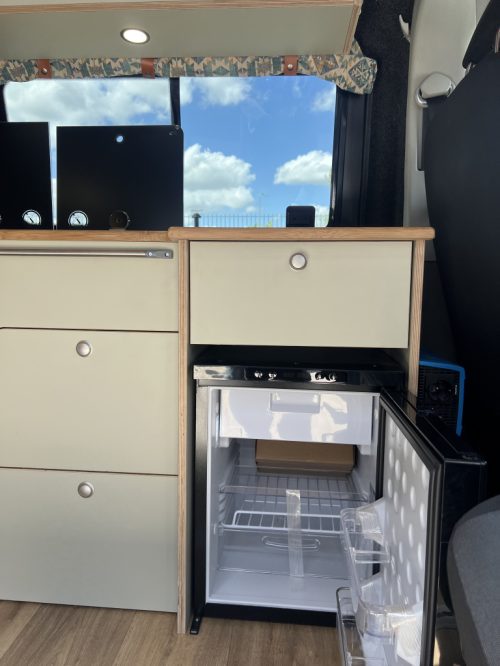 Volkswagen T6 Van conversion Florida New interior photo: 13