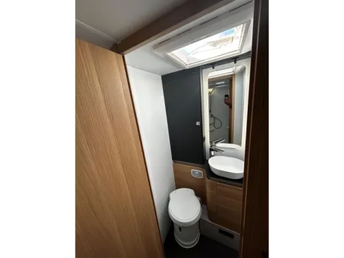 Adria Coral Axess 650 DL Zenec Audio, Solarpanel Foto: 14