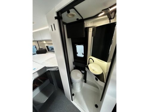 Adria Twin Supreme 640 SLB Bekleding Leer photo: 12