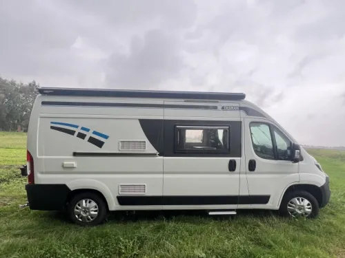 Peugeot Boxer 600 2018 Einzelne L&auml;ngsbetten Foto: 5