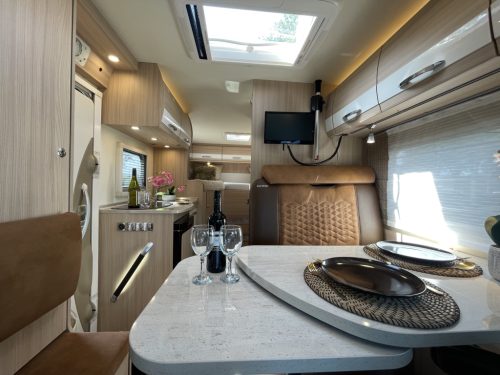 B&uuml;rstner Travel Van T 620 G SINGLE BEDS SOLAR PANEL EURO6  photo: 17