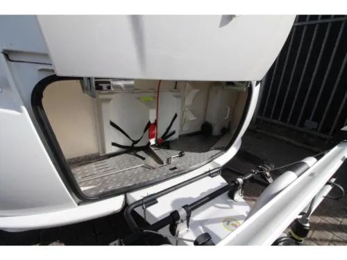 Fendt Tendenza 495 SF Mover Thule 6300 Bike rack photo: 20