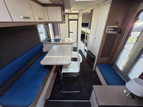 Knaus Lifestyle 550 LK Lounge & Etagenbett Foto: 6