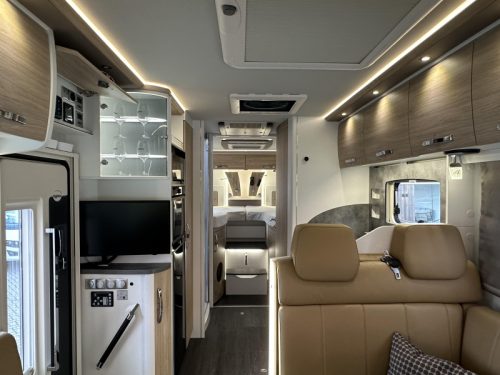 Autocaravana Integral Frankia Platin I 7900 GD Mercedes, E&P, Lithium foto: 10