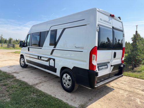 Adria Twin Plus 600 Fourgon am&eacute;nag&eacute; / Lithium / Solar / Convertisseur / 2 ans de garantie / photo : 4