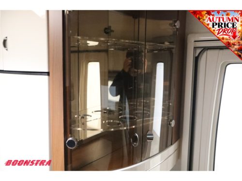 Hobby 540 UFE Premium roof air conditioning, dinette, shower, French bed photo: 21