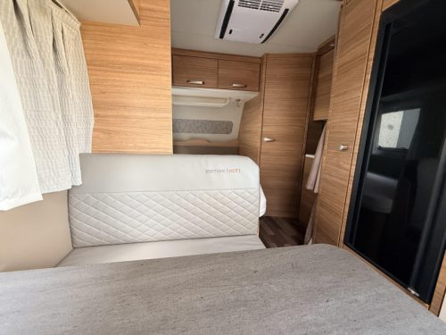 Weinsberg CaraOne Edition HOT 500 FDK Etagenbett/Klimaanlage/Rangierhilfe Foto: 18
