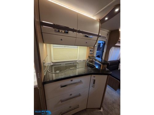 Fendt Tendenza 495 SF * Roof air conditioning * Awning* 1st owner photo: 8