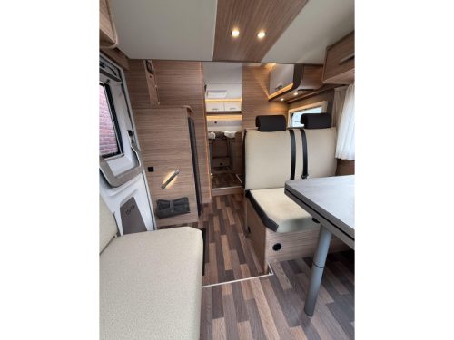 Weinsberg CaraSuite 700 ME Automatic! 180 hp! photo: 13