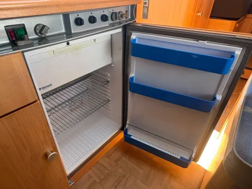 LMC Liberty TI 6600 Einzelbetten, Klimaanlage, 130 PS Foto: 14
