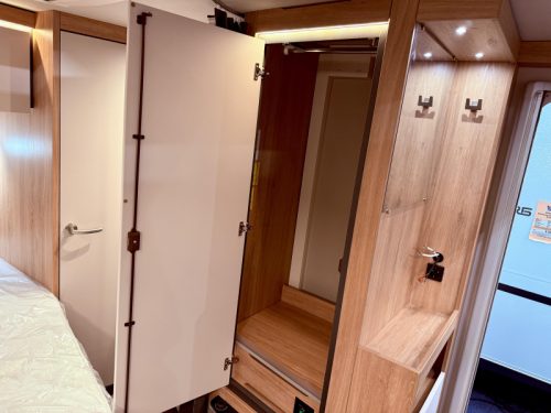 Knaus Sport Platinum 450 FU  foto: 22