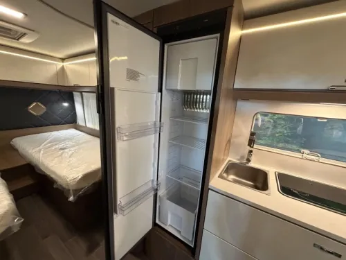 Tabbert Cazadora 495 HE tall refrigerator / 2.000kg photo: 12