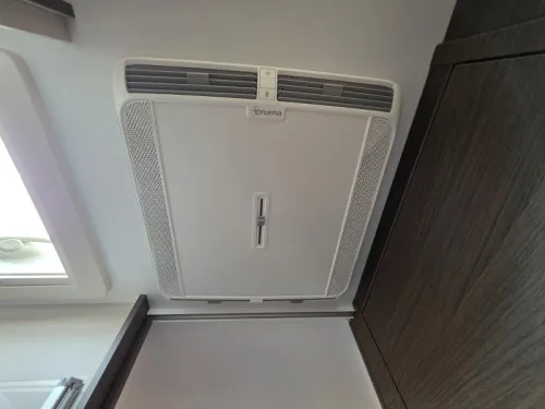 Adria Coral Supreme 670 DL  photo: 10