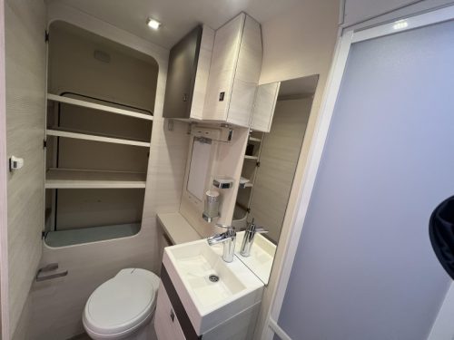 Chausson Welcome 737 Low Mileage OFFER photo: 12