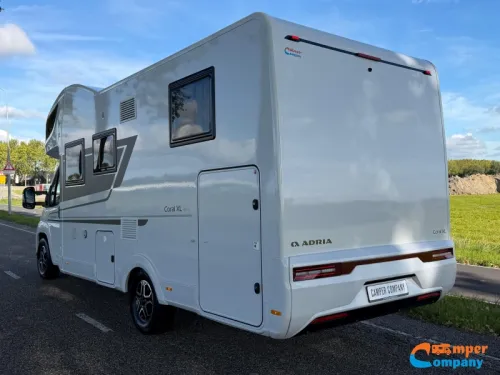 Adria Coral XL Plus 660 SL L&auml;ngsbetten | Automatik Foto: 2