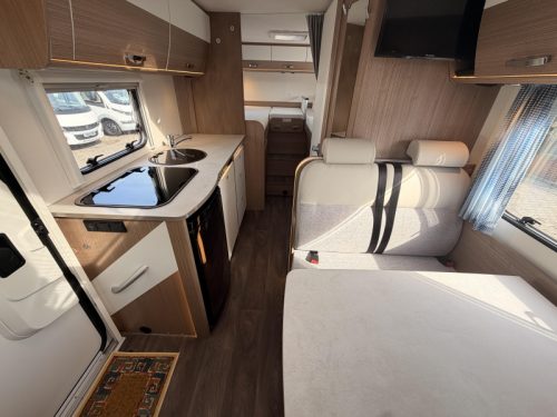 Carado T 337 Lengtebedden Fiat TV  foto: 4