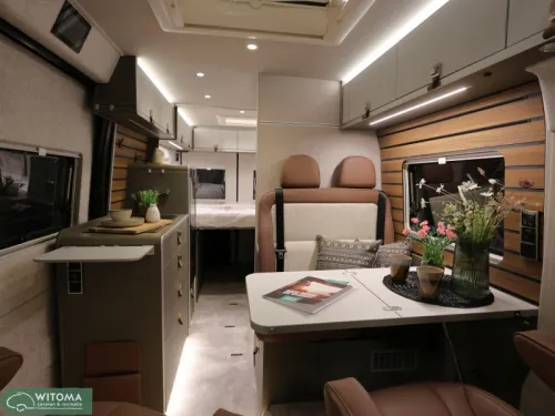 Hymer Grand Canyon 600 180 PS FULL OPTIONS neu Foto: 8