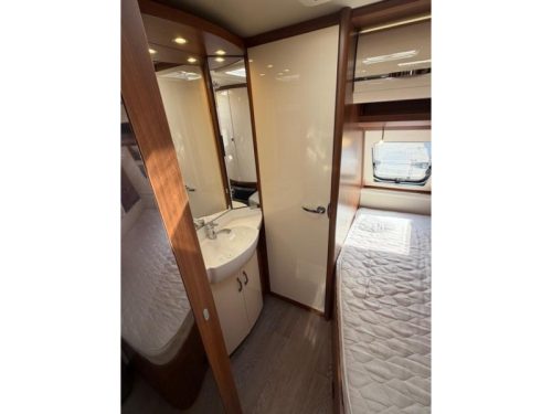 Hobby Excellent 495 UFE Incl. Mover Awning photo: 18
