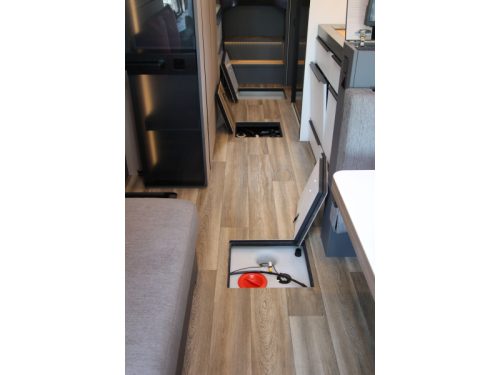 Niesmann+Bischoff Arto 88 Single beds - 9571km photo: 71
