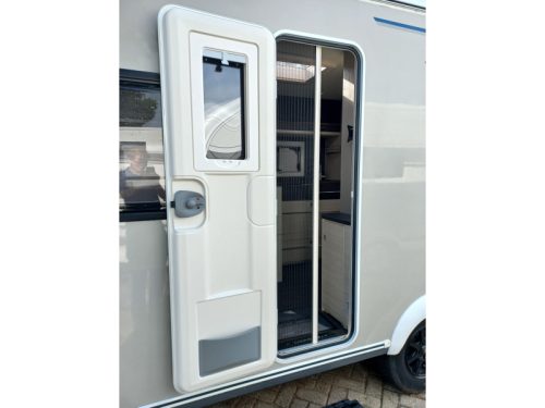Caravelair Artica 520 mover-cassette-TV-beugel  foto: 4