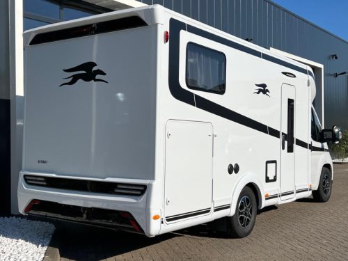 Laika Kosmo 319 automatic, single beds photo: 21