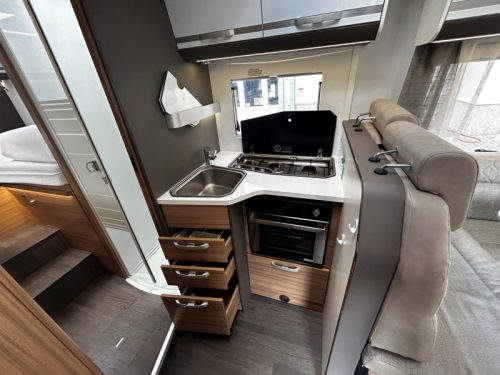 Adria Matrix Plus 670 SL Standheizung, Fahrradtr&auml;ger Foto: 10