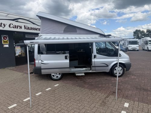 Westfalia ford nugget 4 slaapplaatsen airco hefdak lmv standkachel trekhaak zonnepaneel bearlock photo: 4
