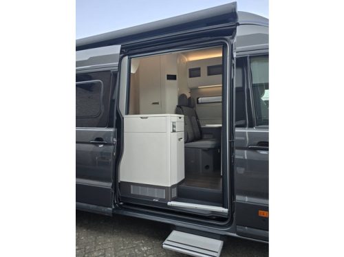 Volkswagen GRAND CALIFORNIA 680 4x4 ONLY 31,353 KM AUTOMATIC 177 HP BEARLOCK ACC SINGLE BEDS ROOF AIRCO SOLAR TOW BAR STEERING WHEEL SEAT HEATING SWIVEL SEATS photo: 7