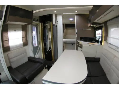 Chausson Welcome 738 XLB Queensbed, Drop-down bed, Garage photo: 8