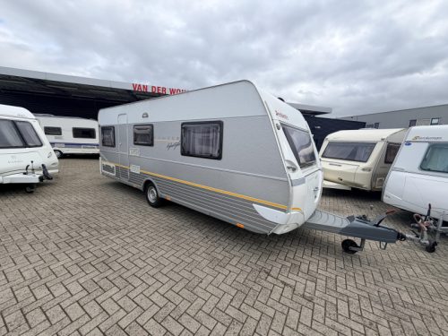 Dethleffs Camper Lifestyle 590 S Queensbed Airco Zelt Foto: 1