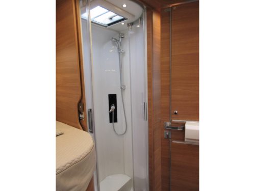 Carthago Chic C-Line I 4.9 LE AUTOMATIC DOUBLE FLOOR photo: 17