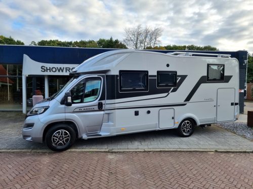 Adria Coral Supreme 670 SL 180pk | Super uitvoering | 13dkm | 2024 | Absolute nieuwstaat! foto: 1