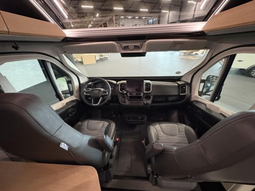 Adria Twin 640 SLB 60 Years / 180pk Automatik Foto: 8