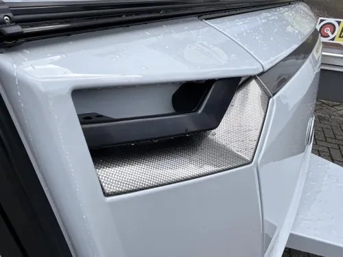 Knaus Sudwind Black Selection 460 EU MOVER-THULE LUIFEL-VLOERV foto: 3