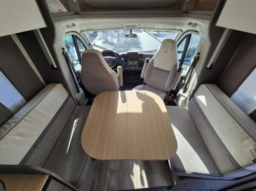 LMC Tourer Lift H 720 Airco, Cruise, Queens Bett + Hubbett Foto: 8