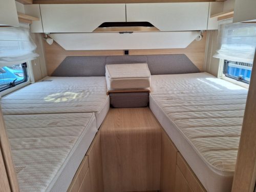 Hymer B-MC T 680 + LEVEL SYST&Egrave;ME+VELOSLIDE photo: 4