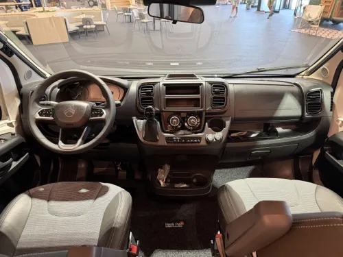 Adria Compact Select DL automatic / single beds  photo: 14