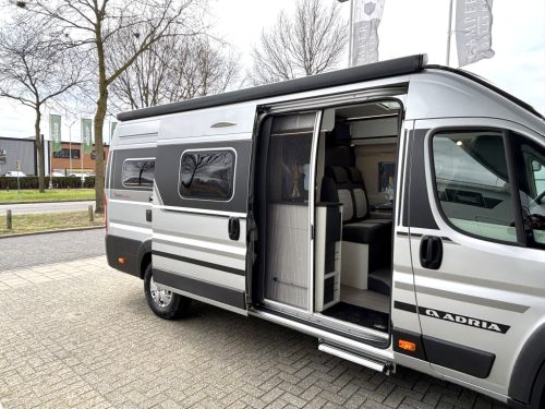 Adria Twin 640 SLB Supreme EINZELBETTEN EURO6 MAXI CHASSIS Foto: 4