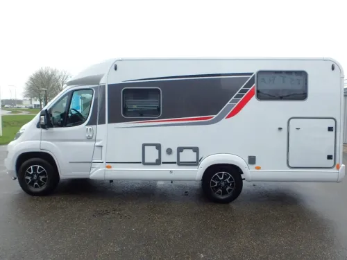 B&uuml;rstner Nexxo Van 620 T foto: 4